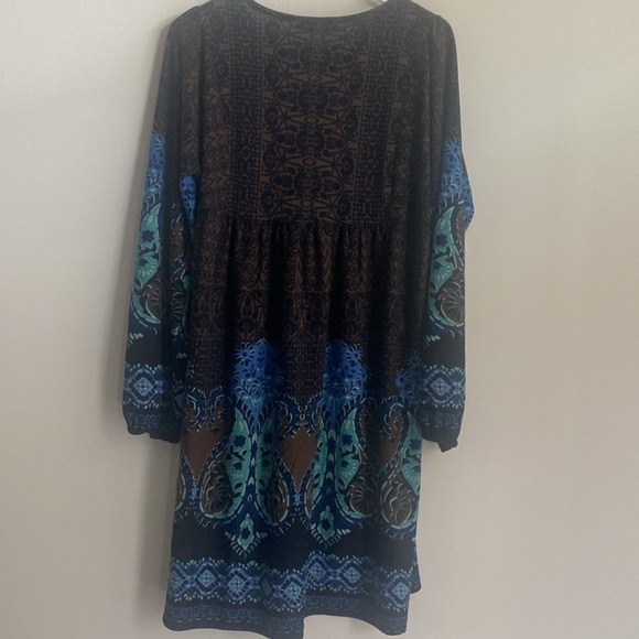 White Mark Phebe Embroidered Dress - Picture 5 of 5